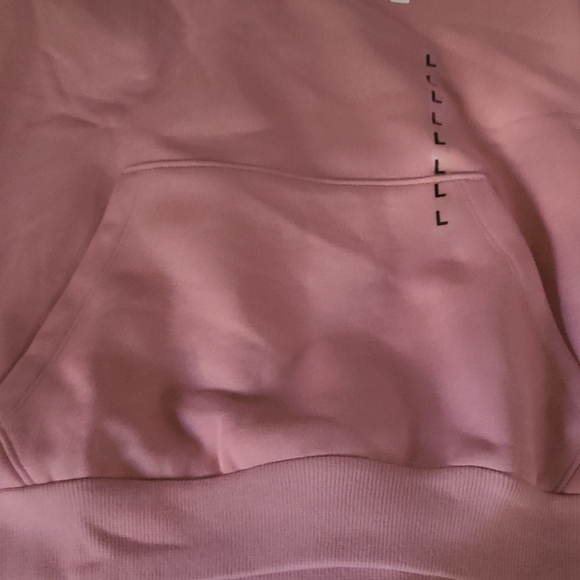 Puma Sweaters - Picture 4 of 11